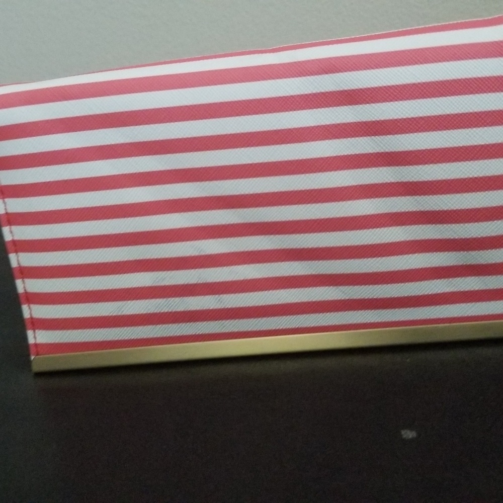 Mundi wristlet (brandnew w/tags)